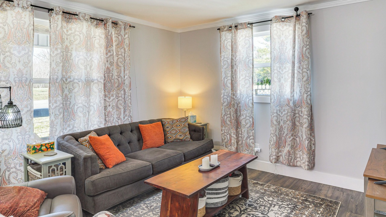 Photo of Bedroom in Smithville