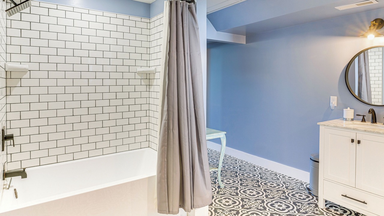 Photo of Bathroom in Smithville