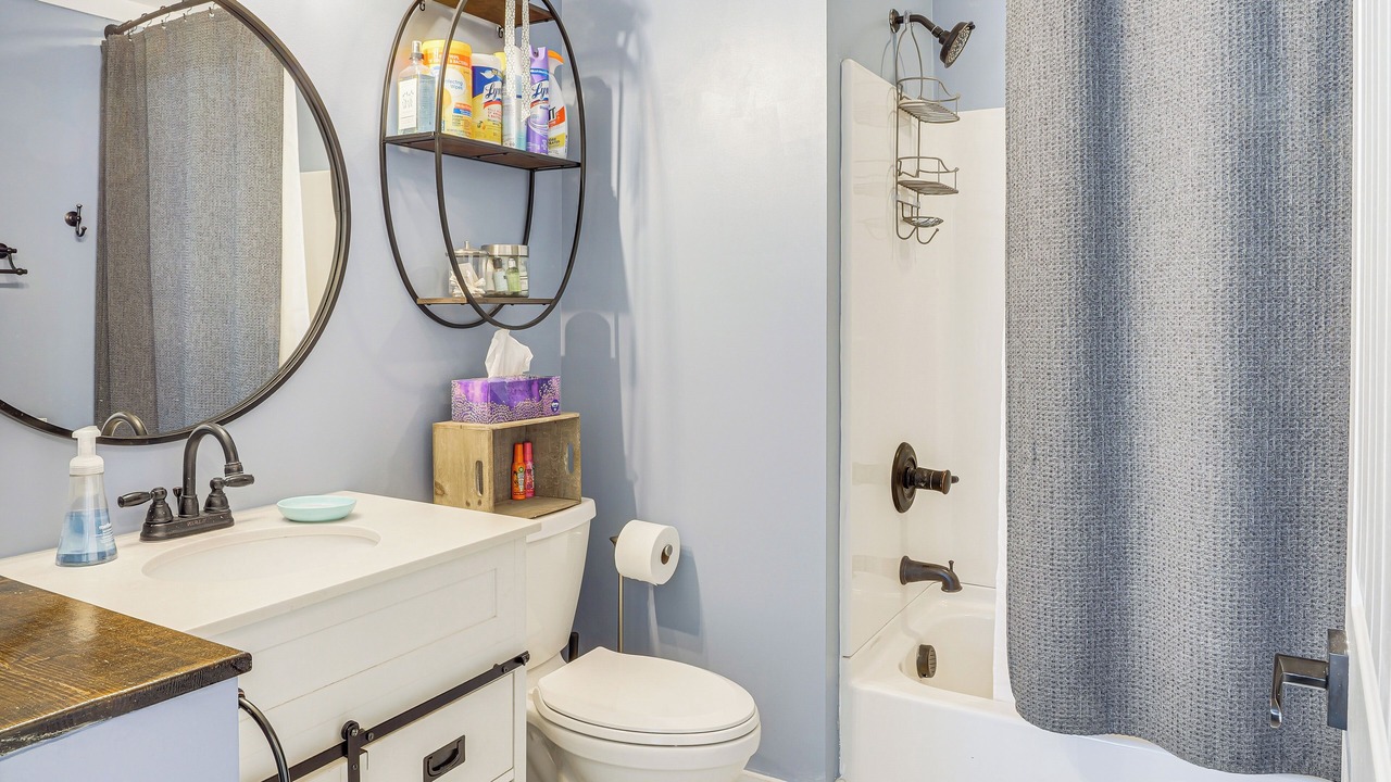 Photo of Bathroom in Smithville