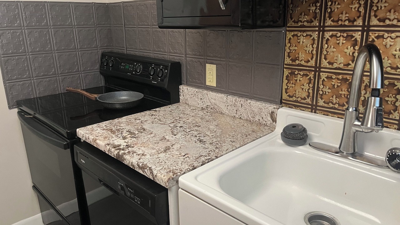 Photo of Kitchen in Oakwood Historic District