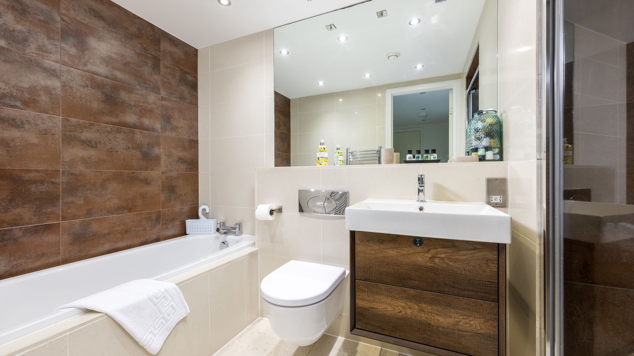 Photo of Bathroom in Newquay City Centre