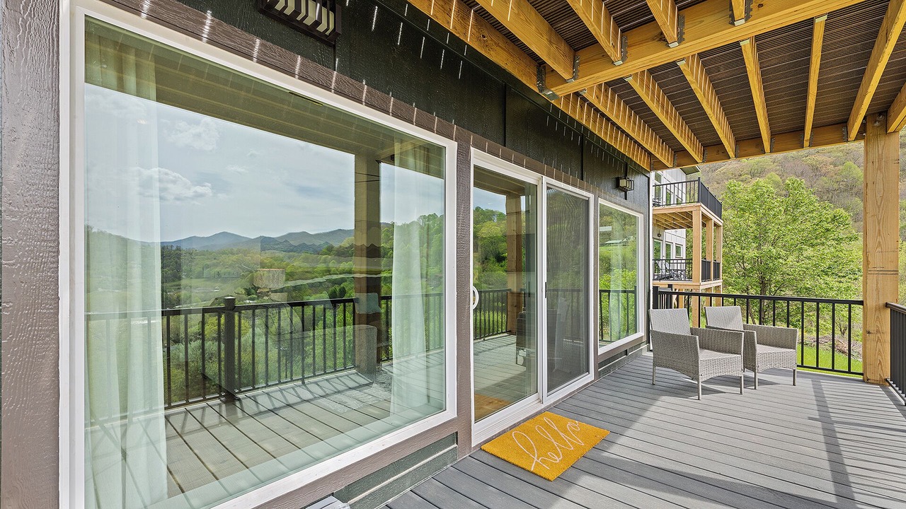 Photo of Patio Balcony in Waynesville
