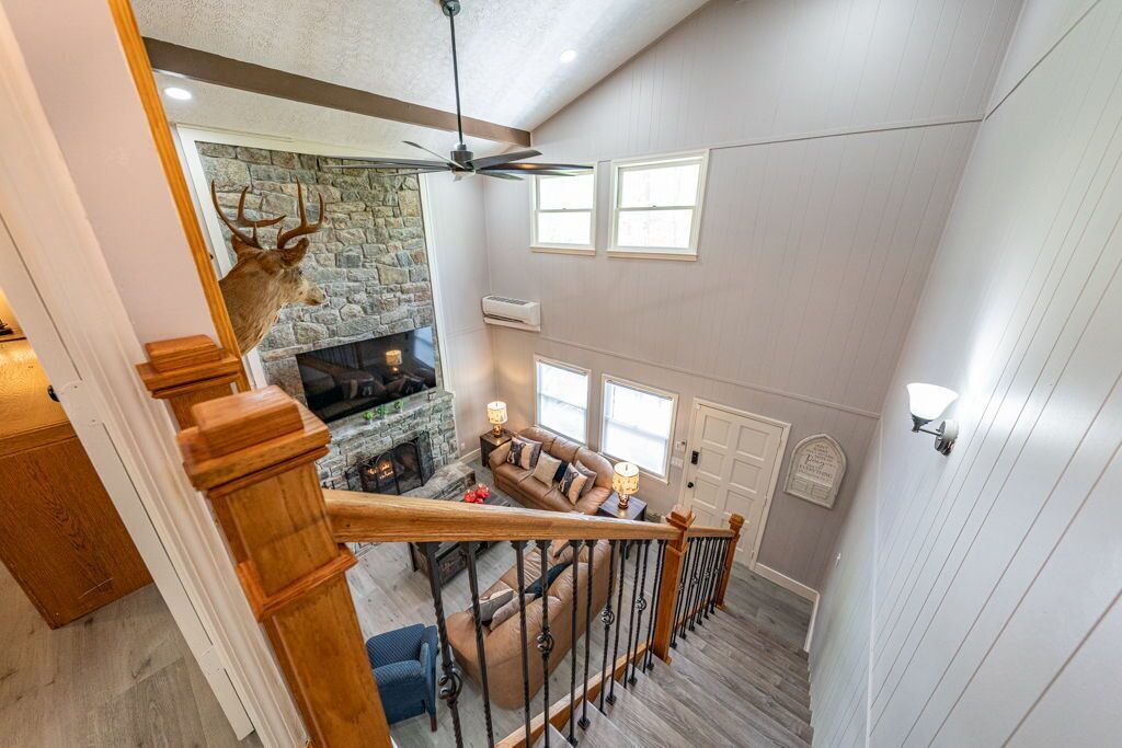 Photo of Livingroom in Charter Hills