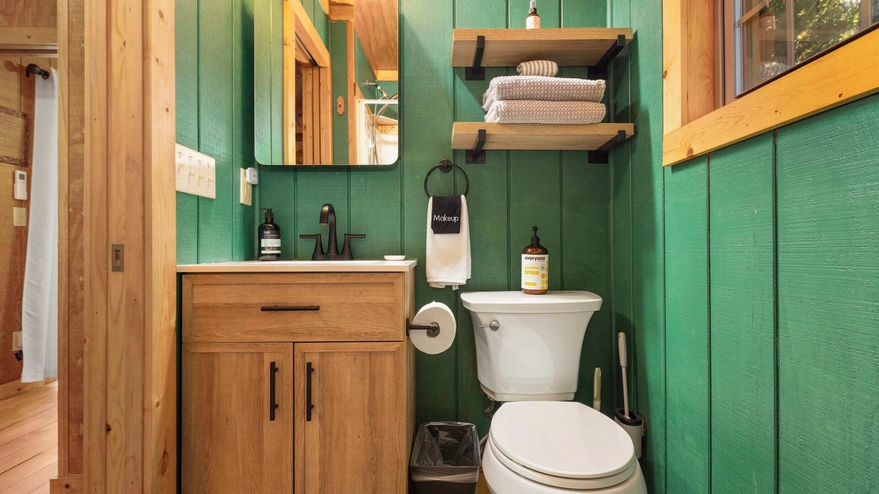 Photo of Bathroom in Chimney Rock
