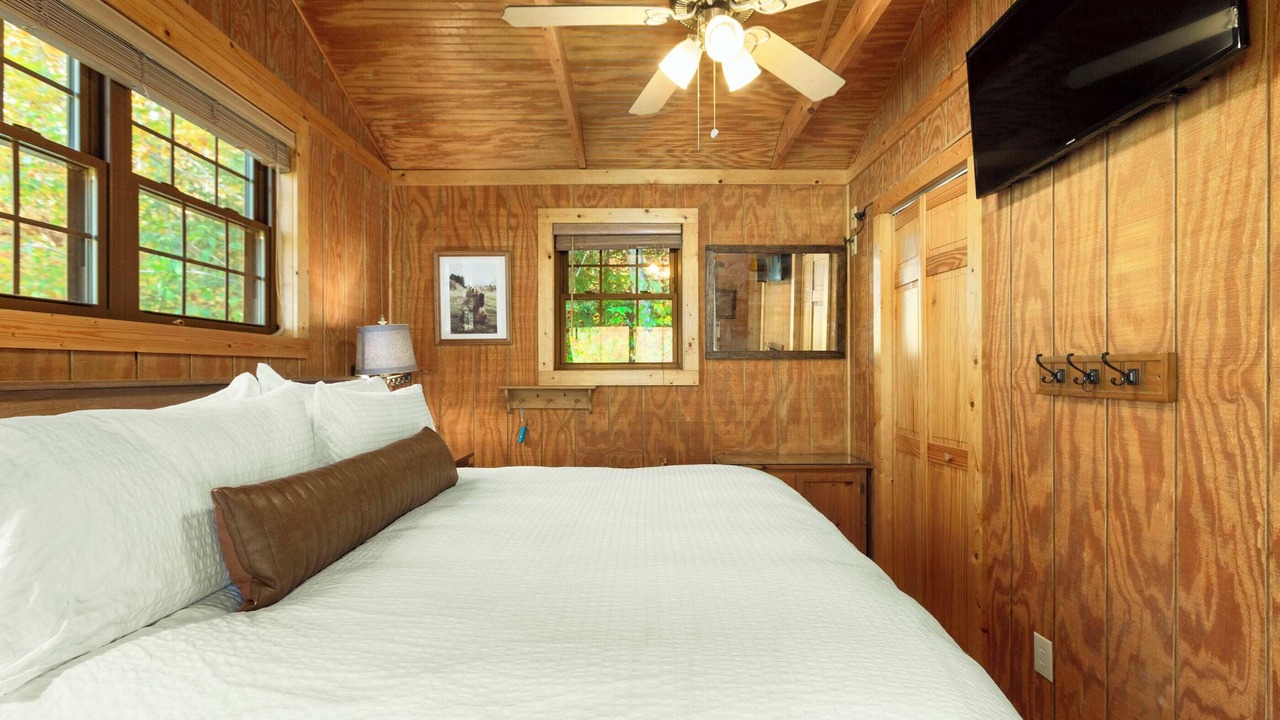 Photo of Bedroom in Chimney Rock