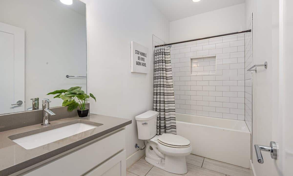 Photo of Bathroom in Talbot's Corner