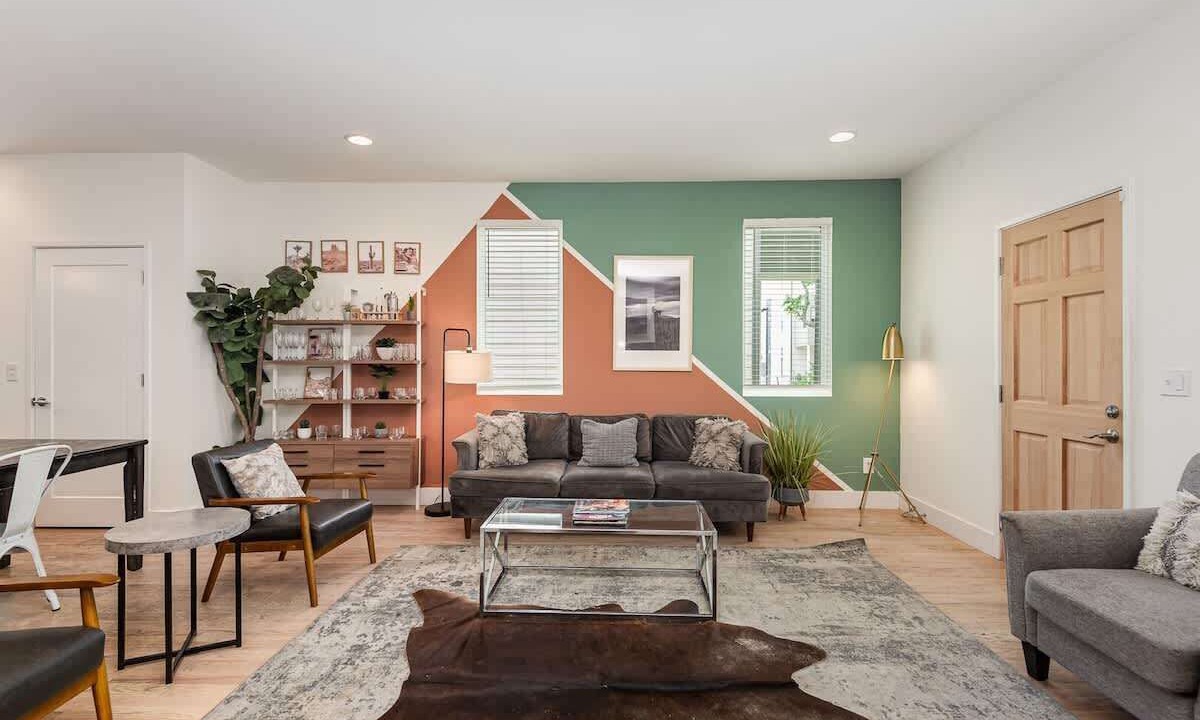 Photo of Livingroom in Talbot's Corner