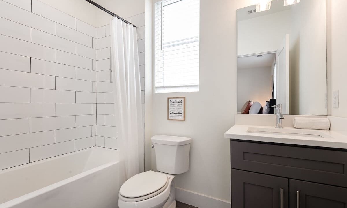 Photo of Bathroom in Talbot's Corner
