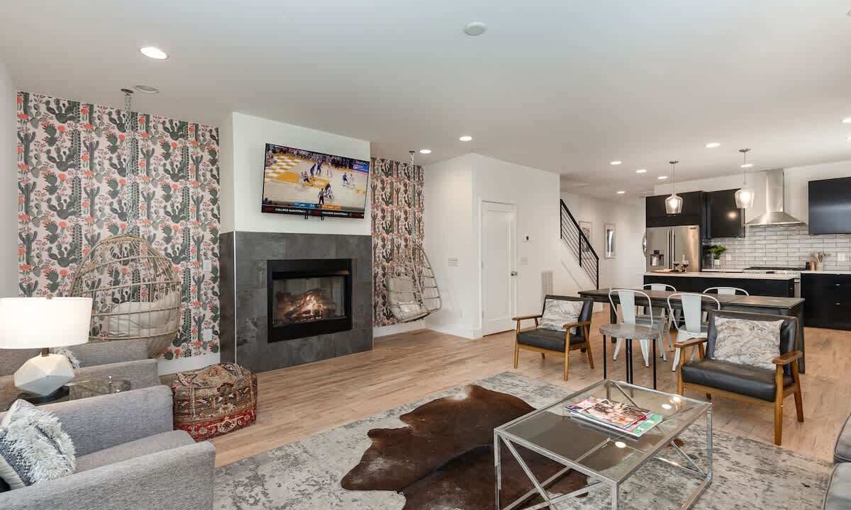 Photo of Livingroom in Talbot's Corner