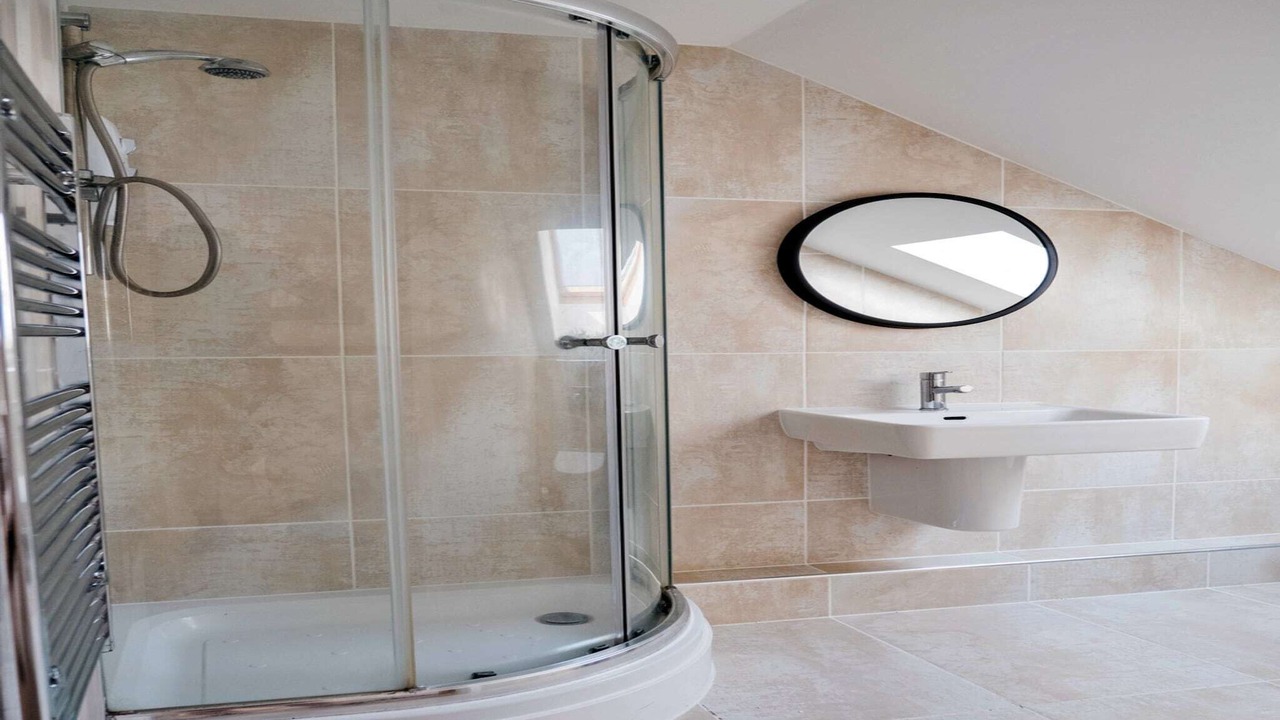 Photo of Bathroom in Newquay City Centre