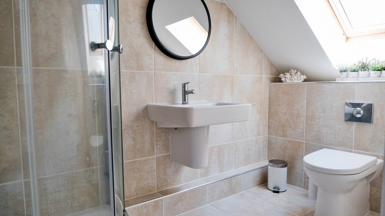 Photo of Bathroom in Newquay City Centre
