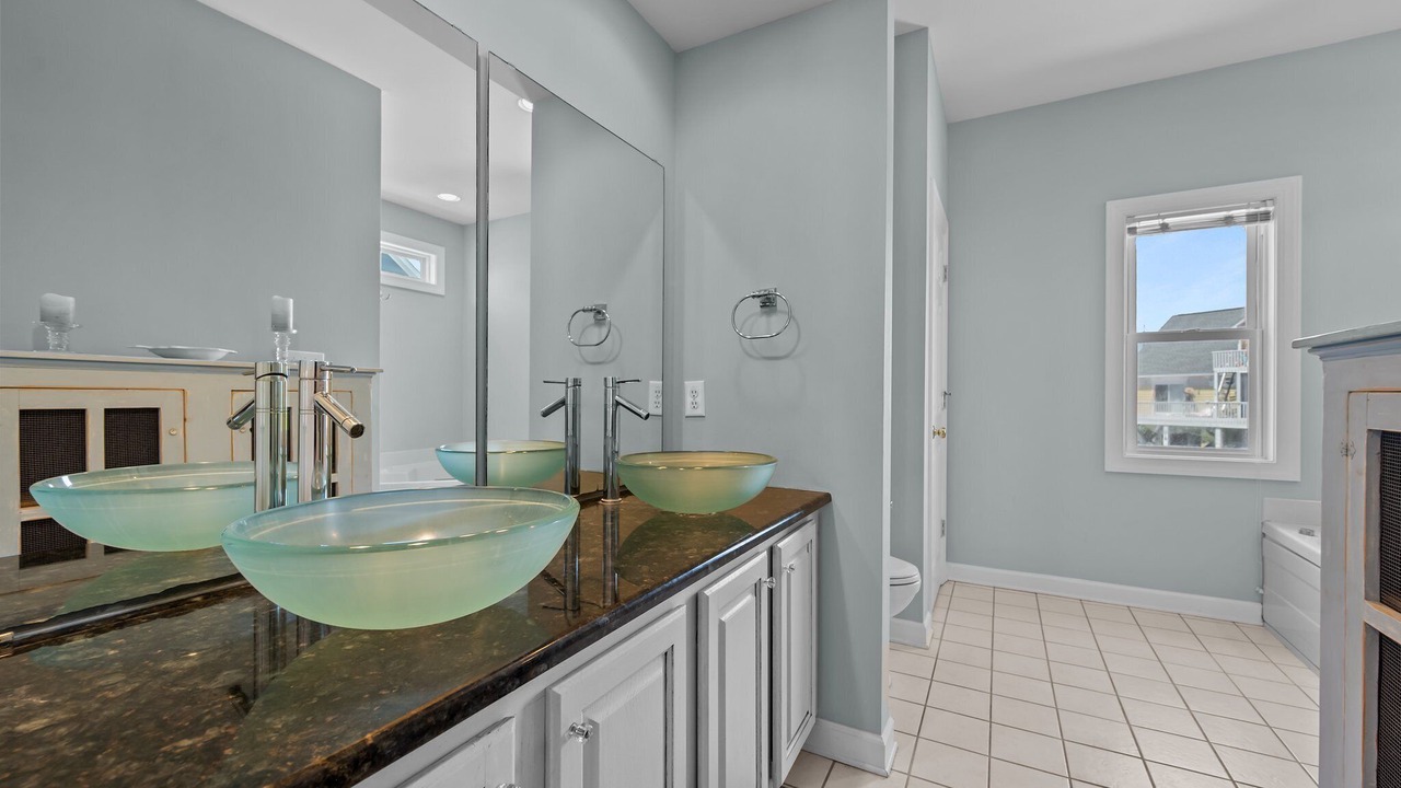 Photo of Bathroom in Village of Stump Sound