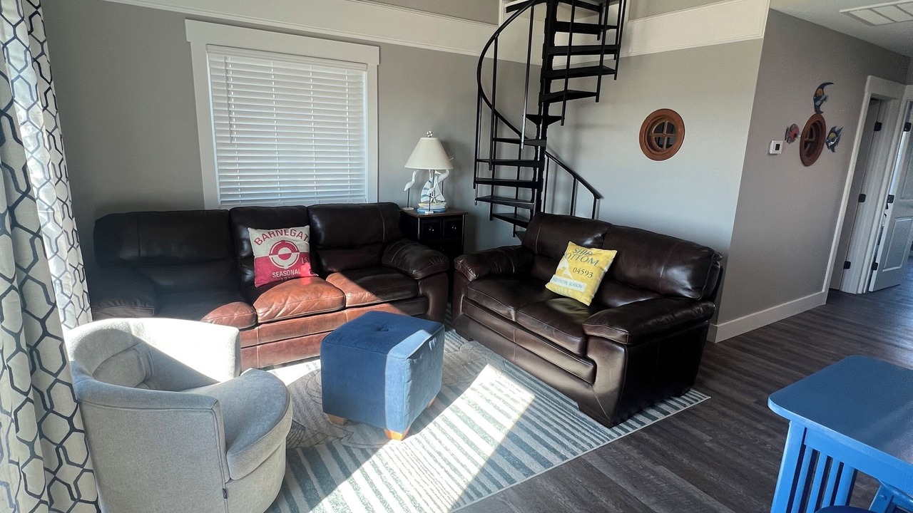 Photo of Livingroom in McCutcheon Field