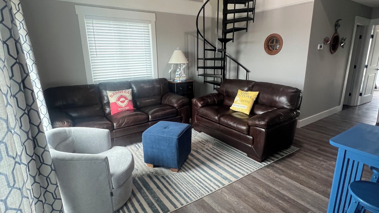 Photo of Livingroom in McCutcheon Field