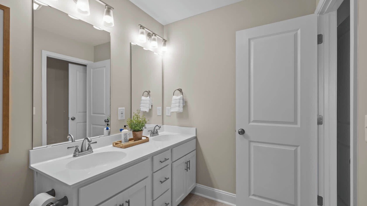 Photo of Bathroom in Cedar Point