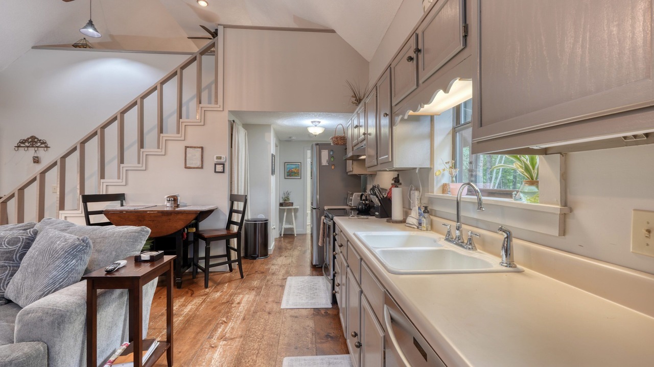 Photo of Kitchen in Warne