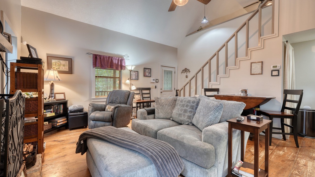 Photo of Livingroom in Warne