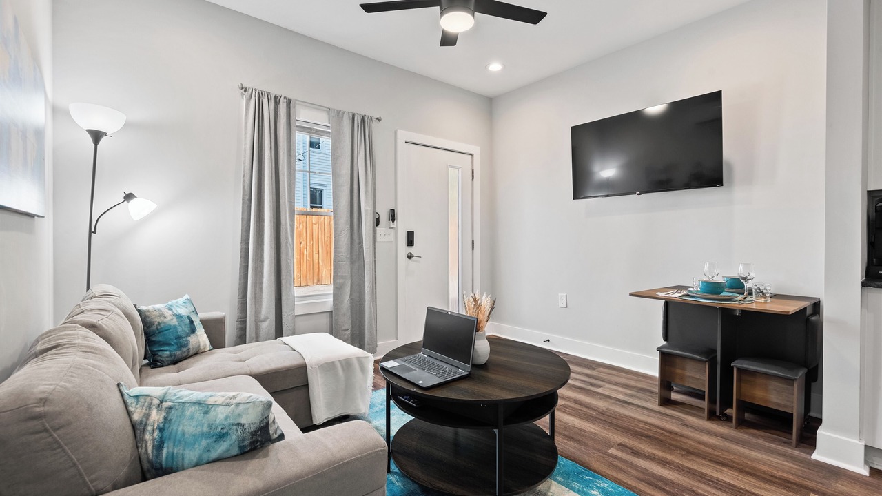 Photo of Livingroom in Rocky Mount