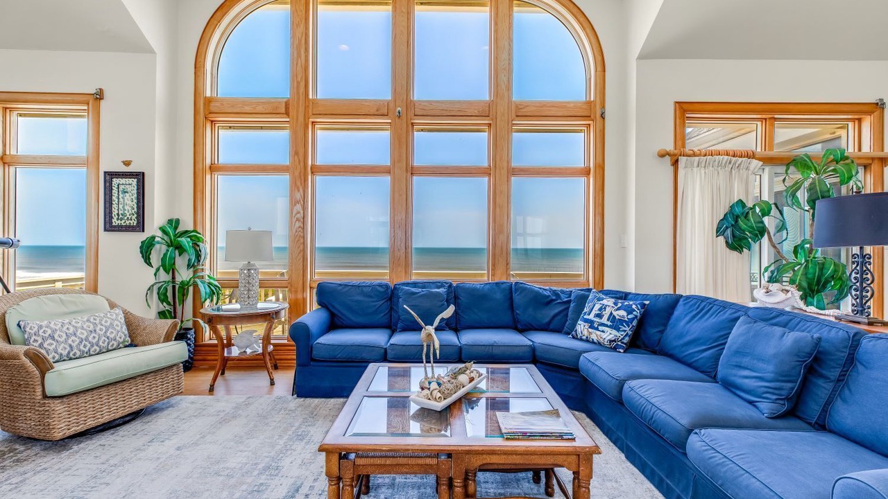 Photo of Livingroom in Pine Island