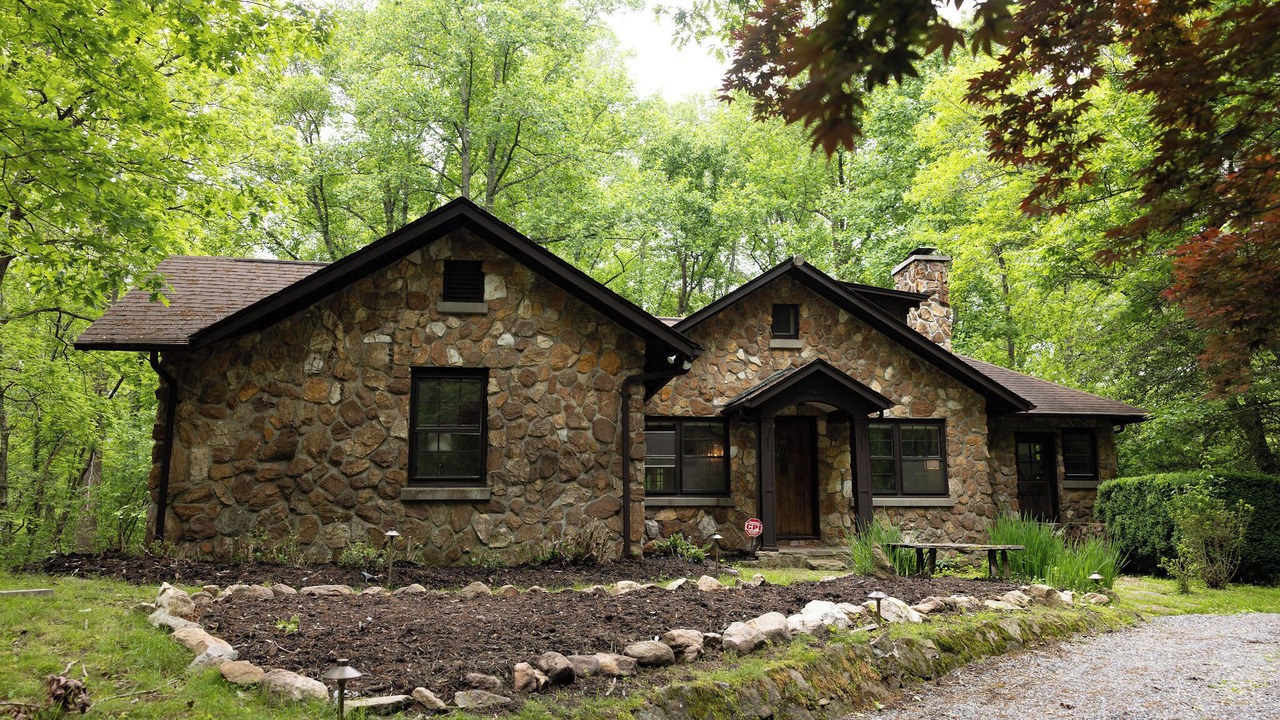 Photo of Outdoor in Hendersonville
