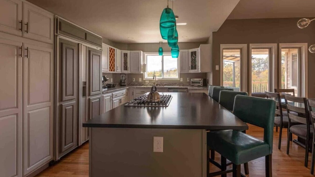 Photo of Kitchen in Candler