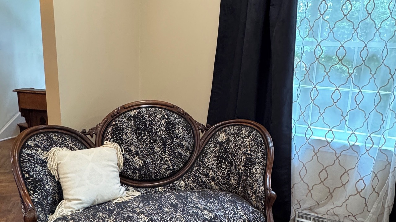 Photo of Livingroom in Winston - Salem