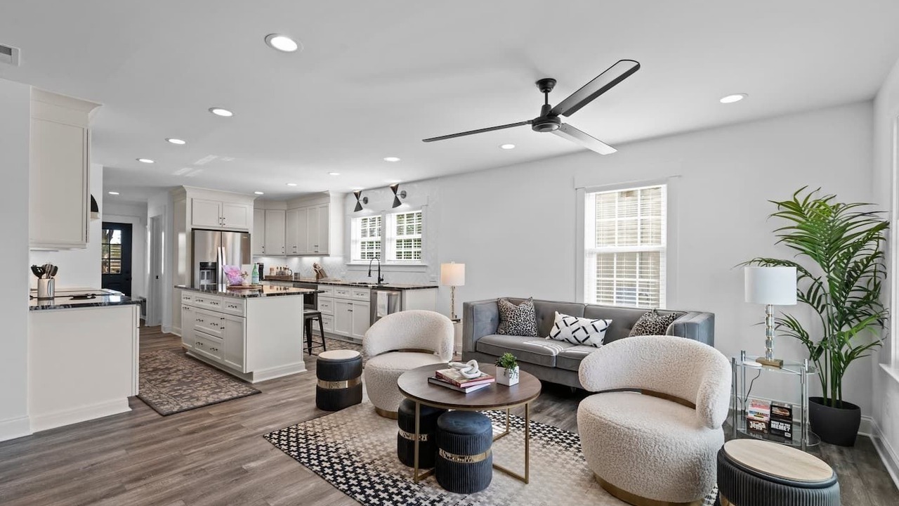 Photo of Bedroom in Downtown