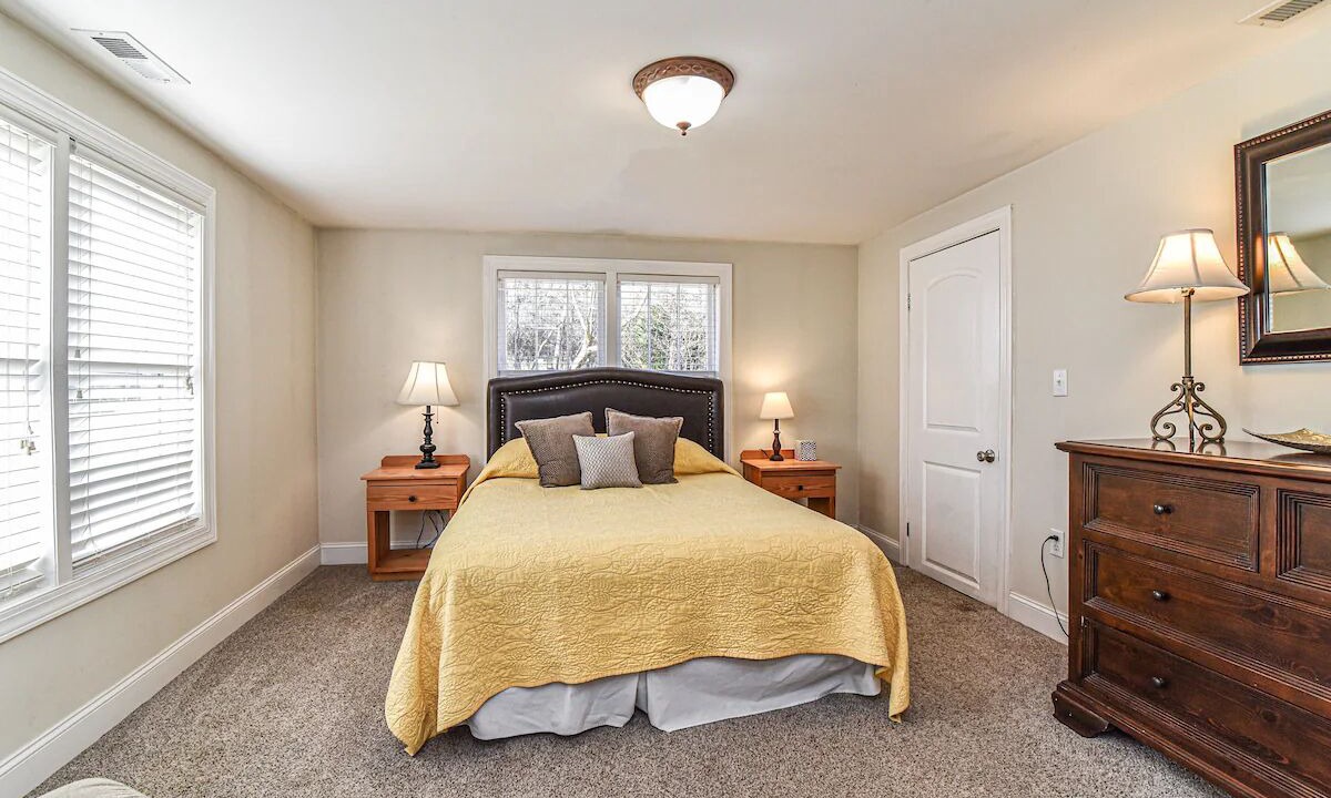 Photo of Bedroom in Hot Springs