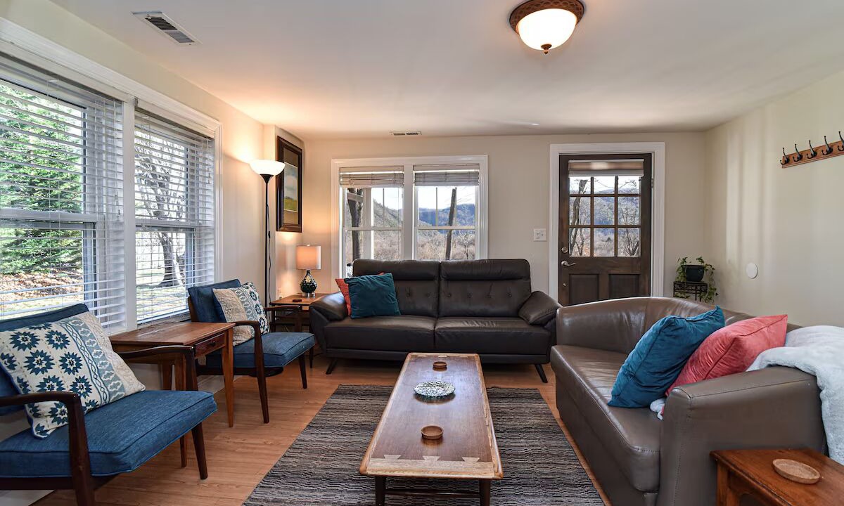 Photo of Livingroom in Hot Springs