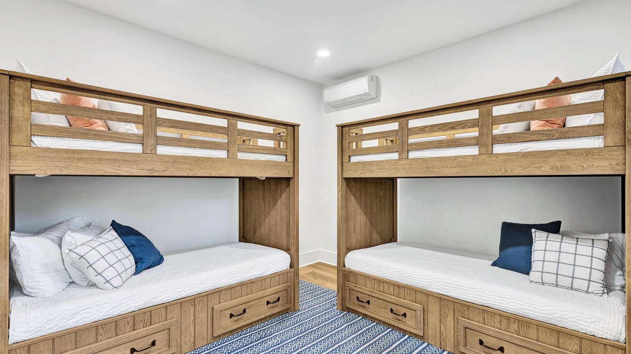 Photo of Bedroom in Sea Pines