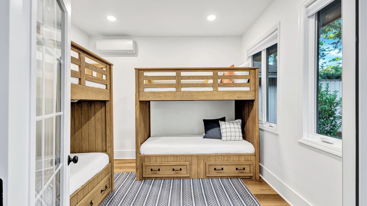 Photo of Bedroom in Sea Pines
