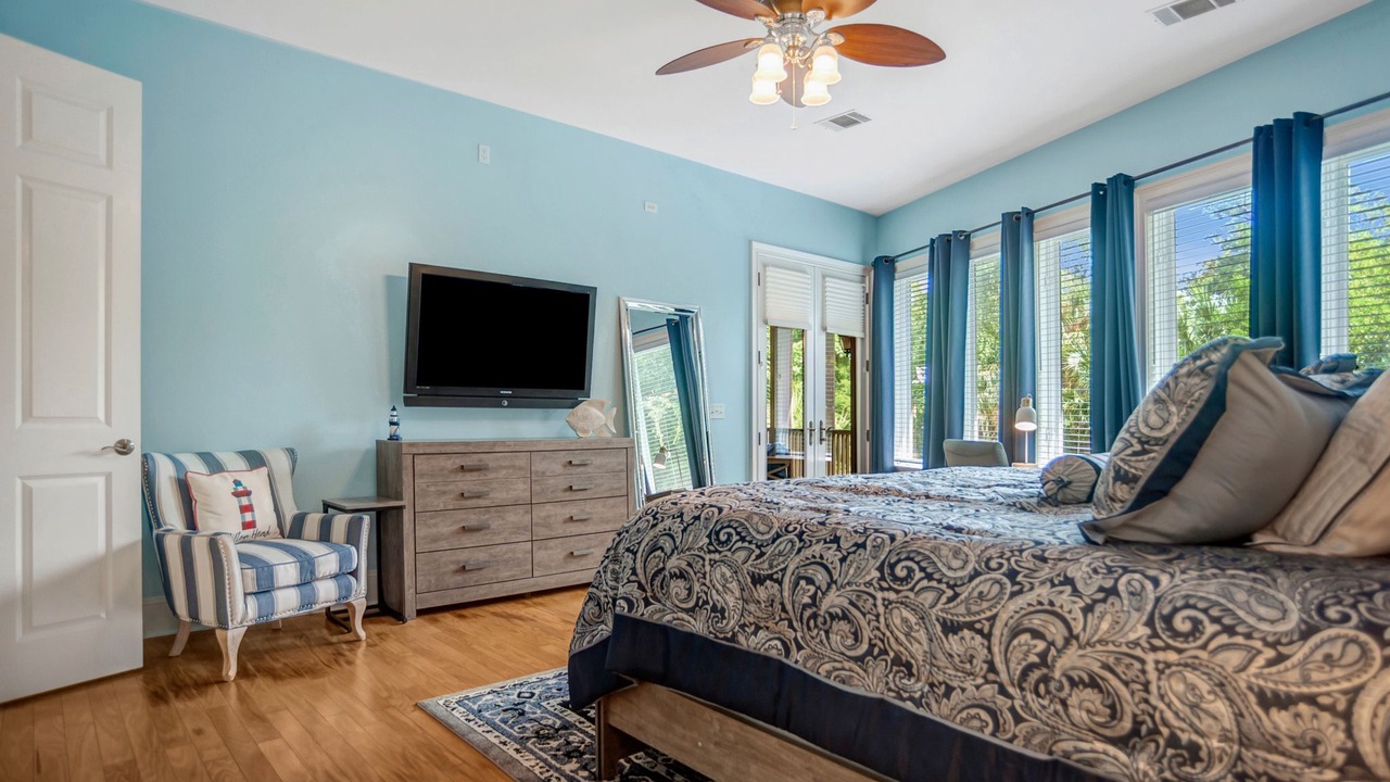 Photo of Bedroom in Lawton Woods