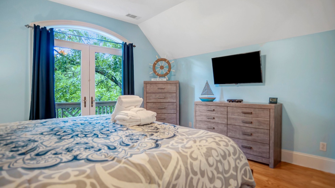 Photo of Bedroom in Lawton Woods
