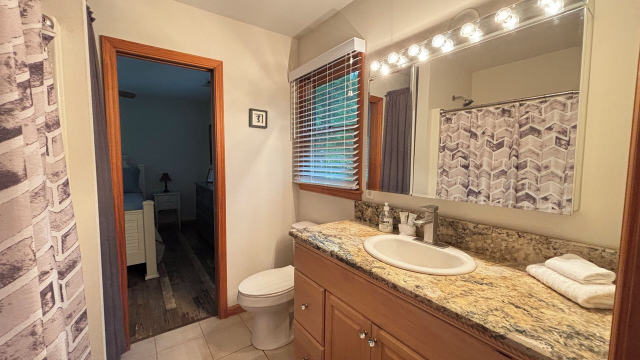 Photo of Bathroom in Murphy