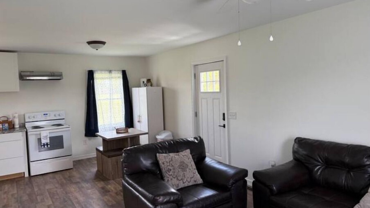 Photo of Livingroom in Woodlawn