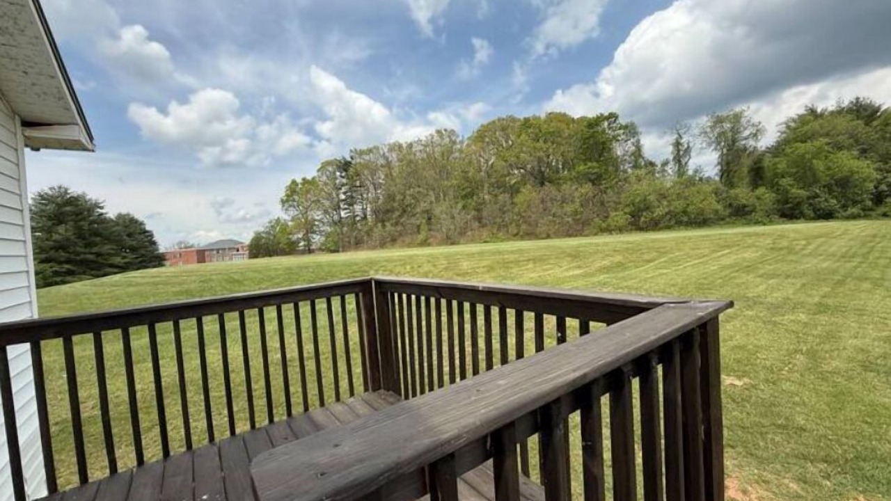 Photo of Outdoor in Woodlawn