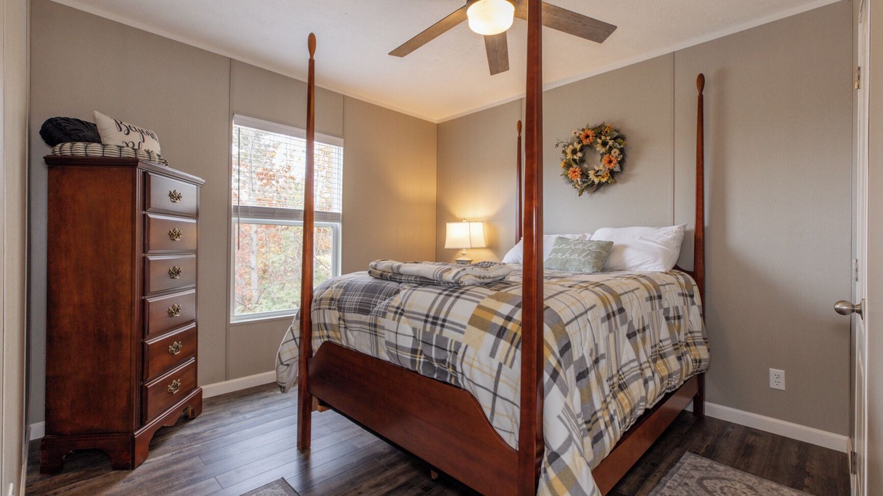 Photo of Bedroom in Wilkesboro
