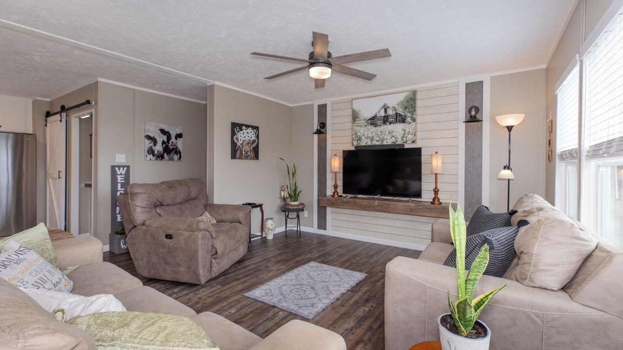 Photo of Livingroom in Wilkesboro