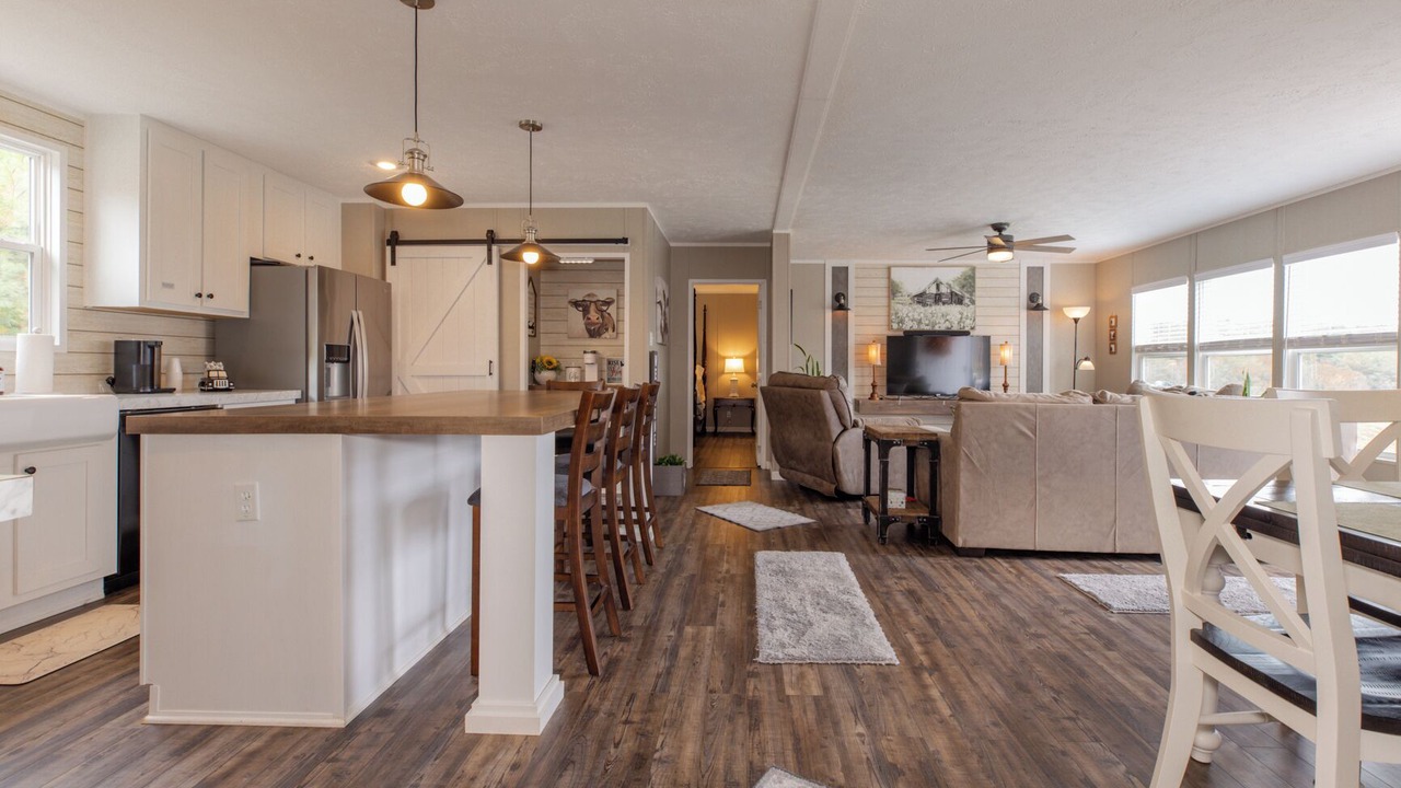 Photo of Livingroom in Wilkesboro