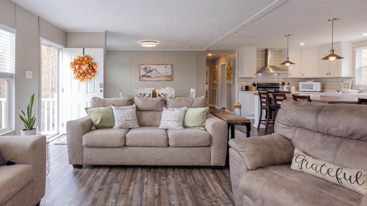 Photo of Livingroom in Wilkesboro