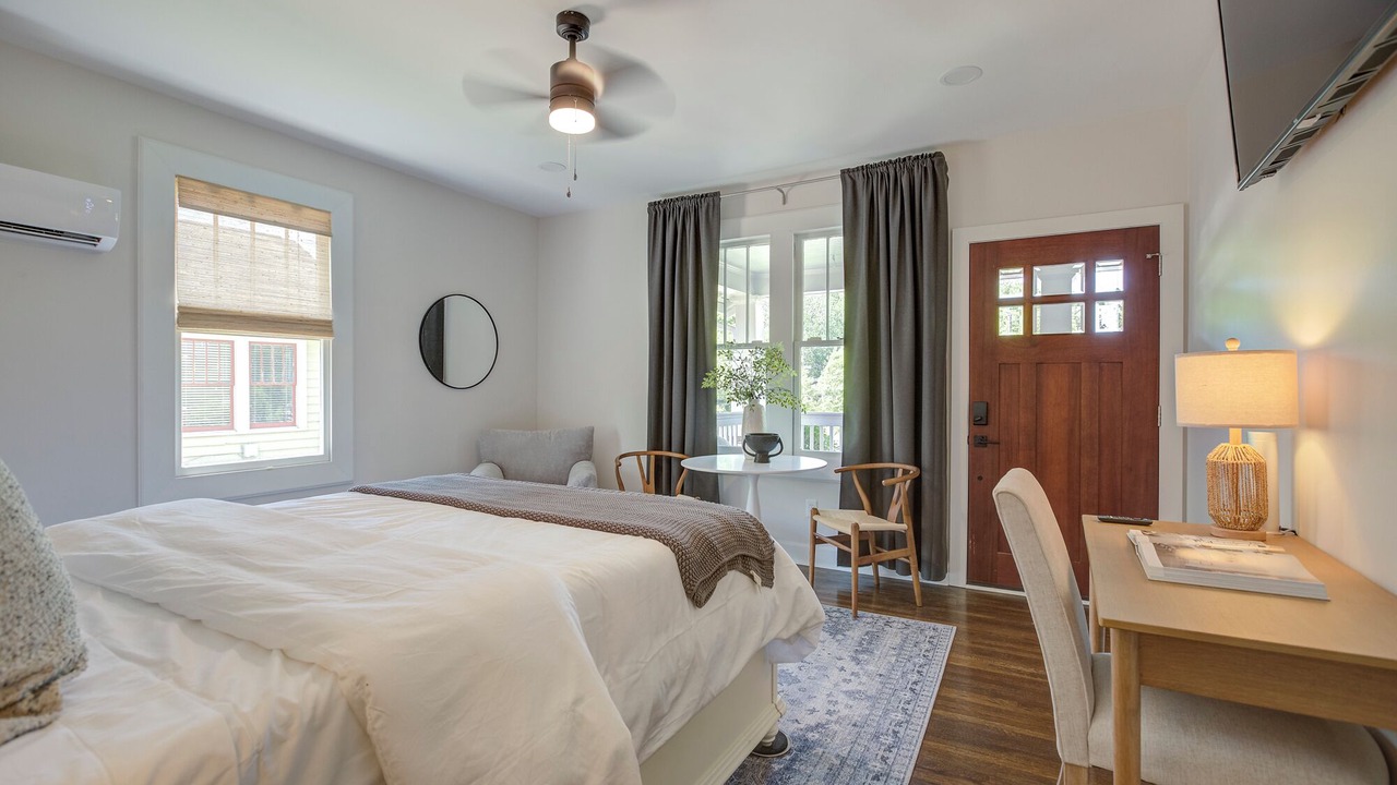Photo of Bedroom in Wilmore