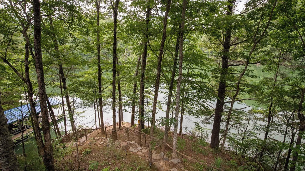 Photo of Others in Robbinsville