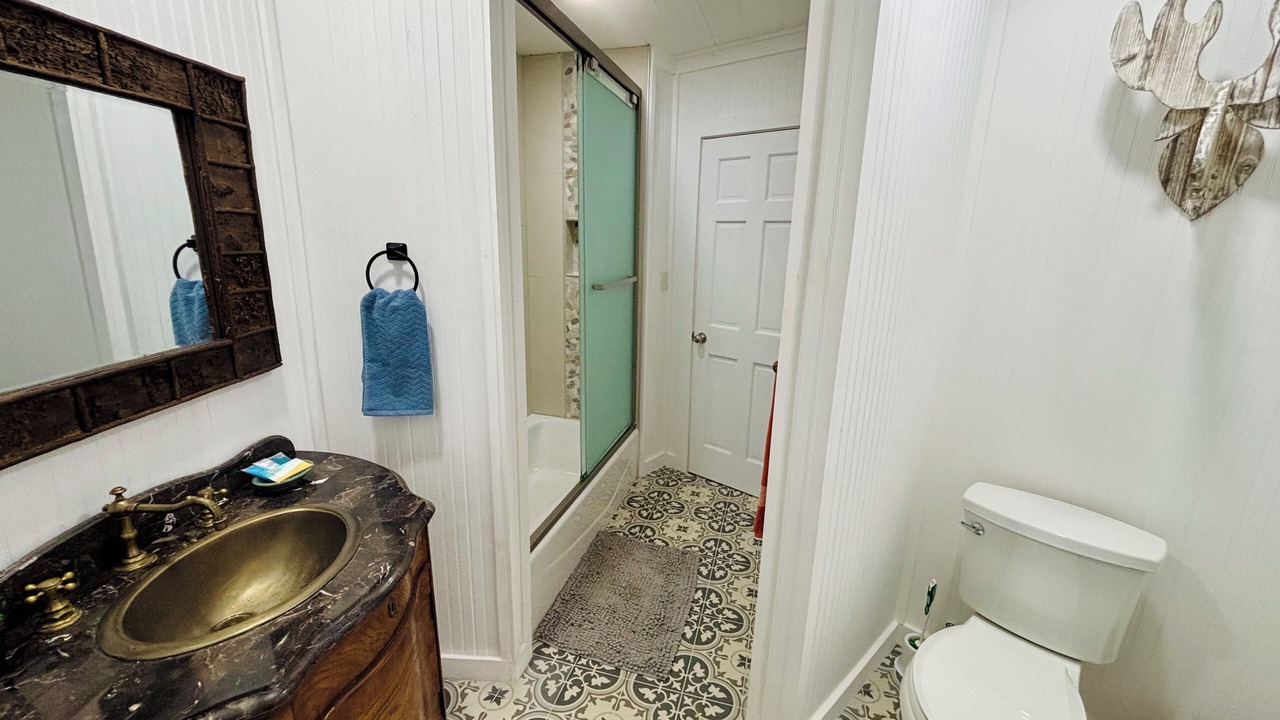 Photo of Bathroom in Cullowhee