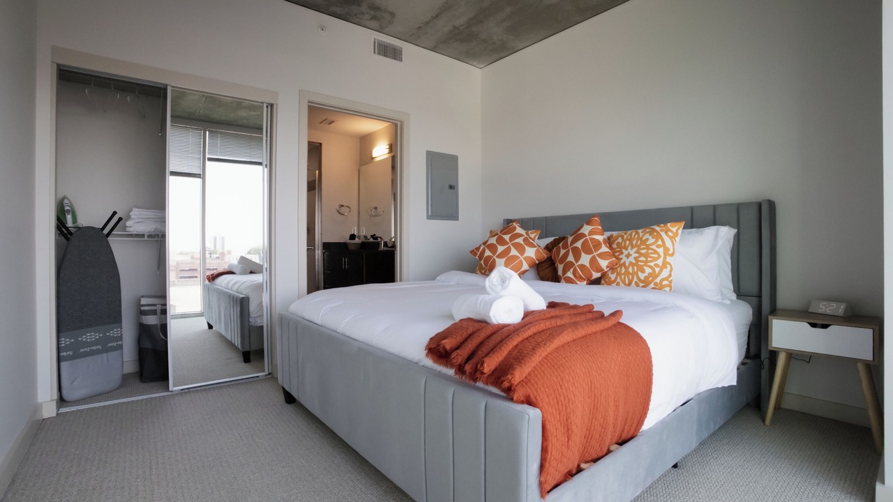 Photo of Bedroom in Downtown