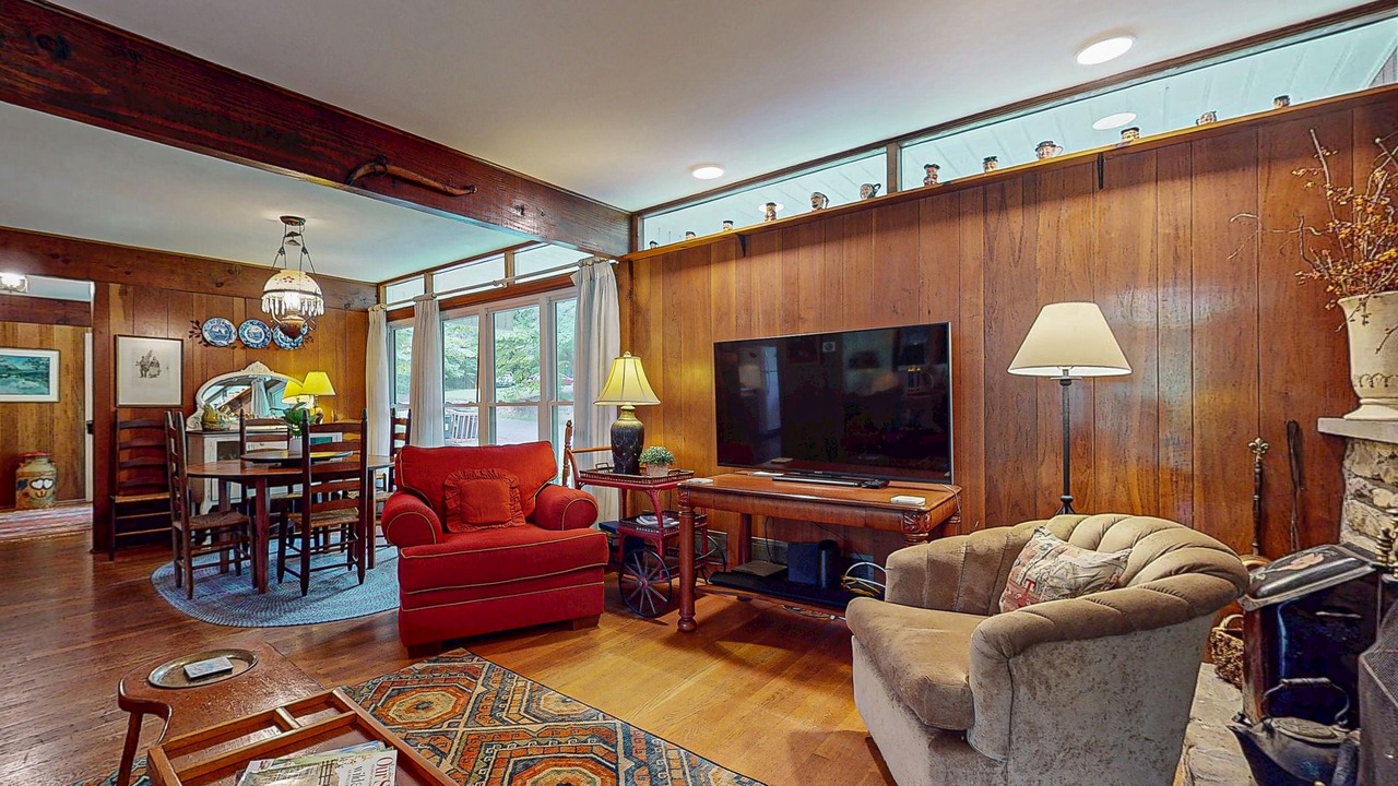 Photo of Livingroom in Lake Junaluska