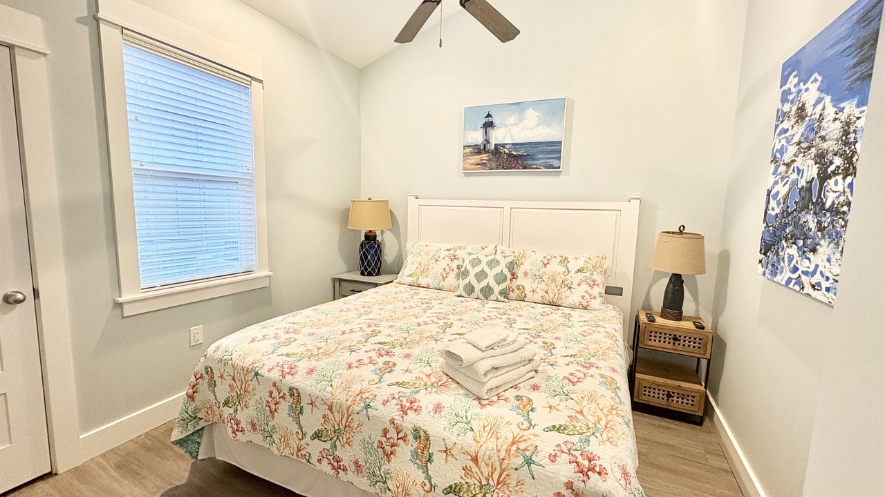 Photo of Bedroom in Corolla Light
