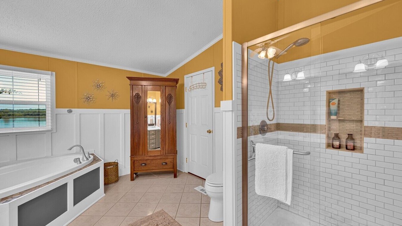 Photo of Bathroom in Greenwood County