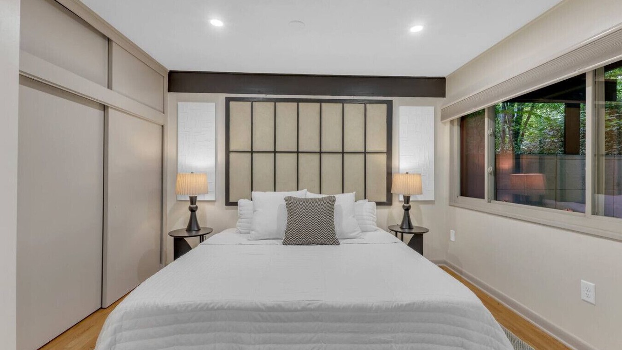 Photo of Bedroom in Chapel Hill