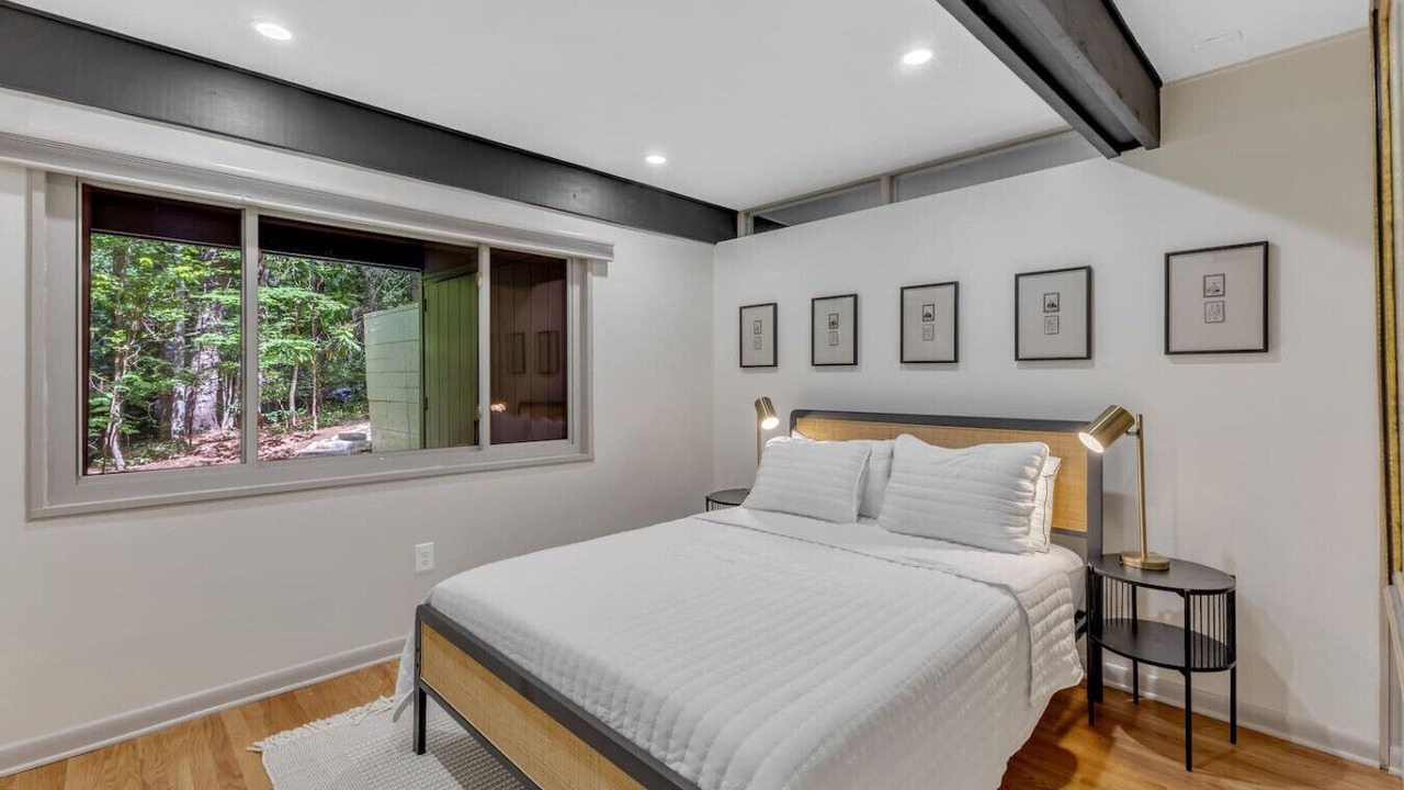 Photo of Bedroom in Chapel Hill