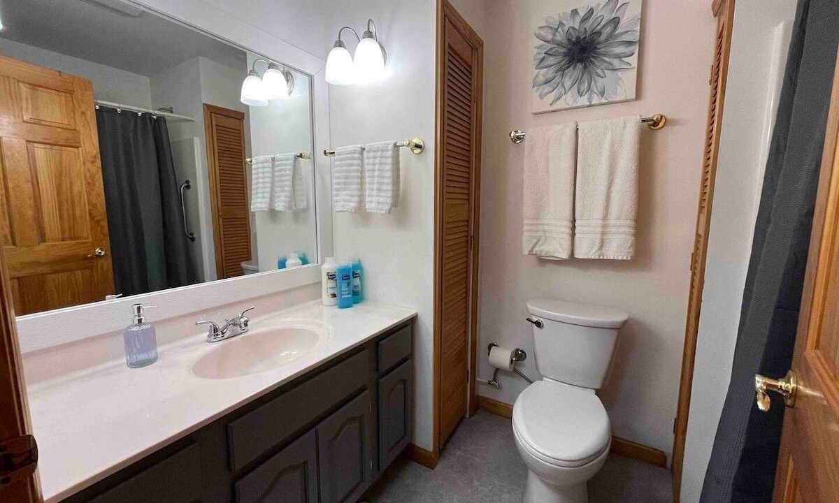 Photo of Bathroom in Southmont